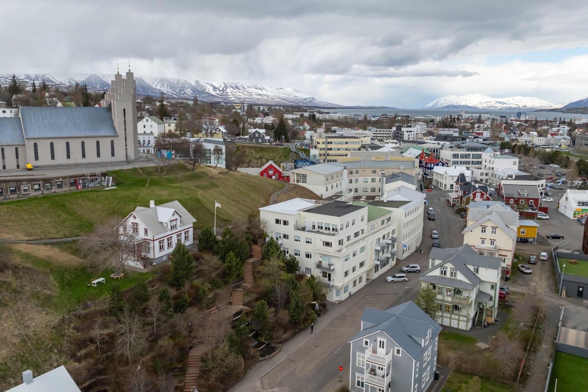 Charming Deluxe Apartment Akureyri Quarto foto