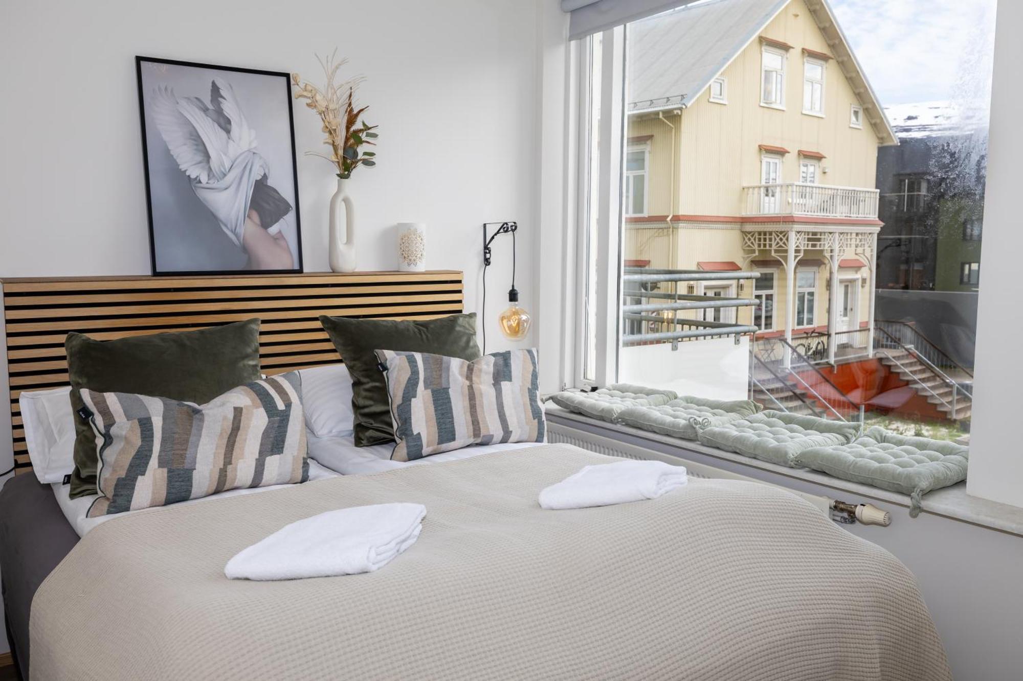 Charming Deluxe Apartment Akureyri Quarto foto