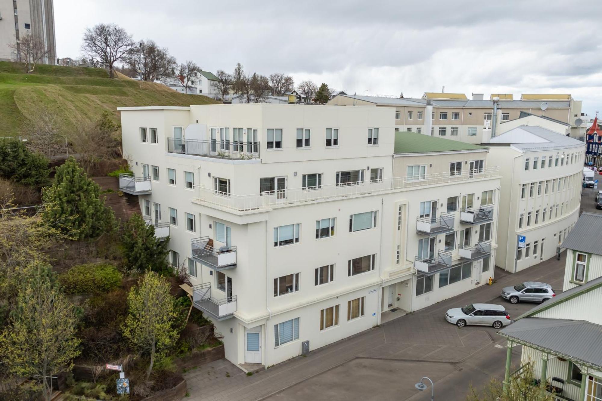 Charming Deluxe Apartment Akureyri Quarto foto